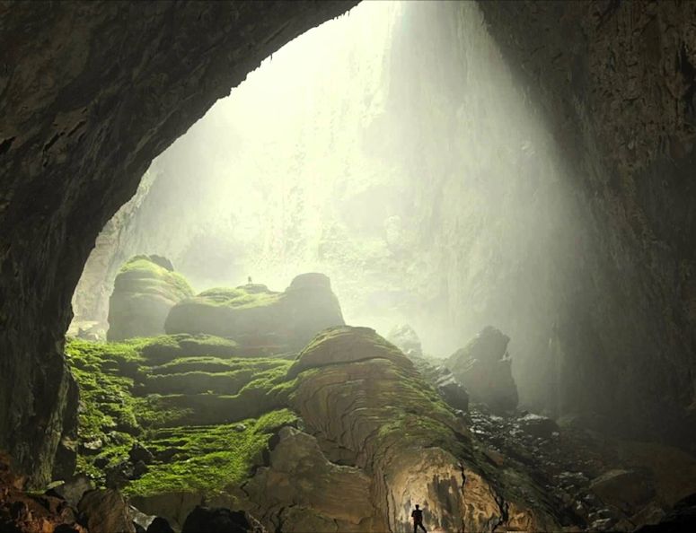 Vrldens strsta grotta Hang Son Doong i Vietnam.