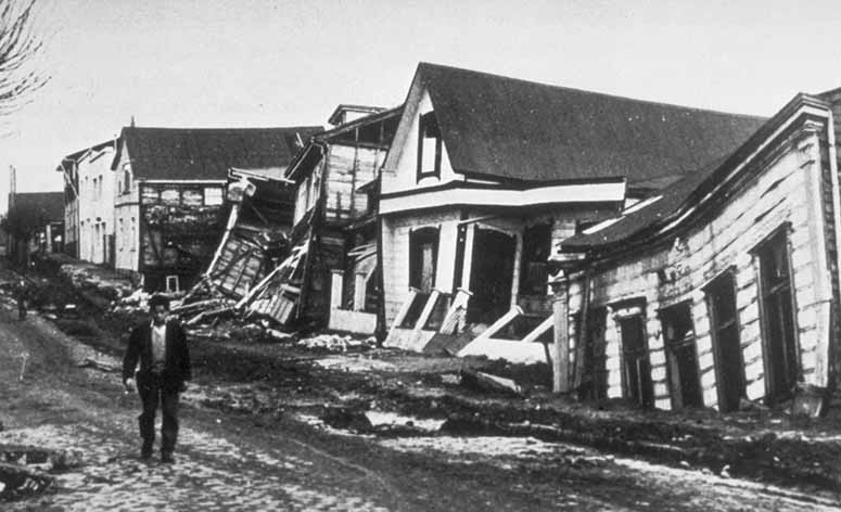 Valdivia, Chile efter vrldens strsta jordbvning, 1960